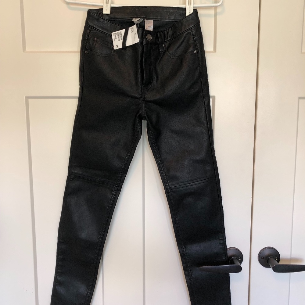 Faux Leather size 2, black skinny H&M pants